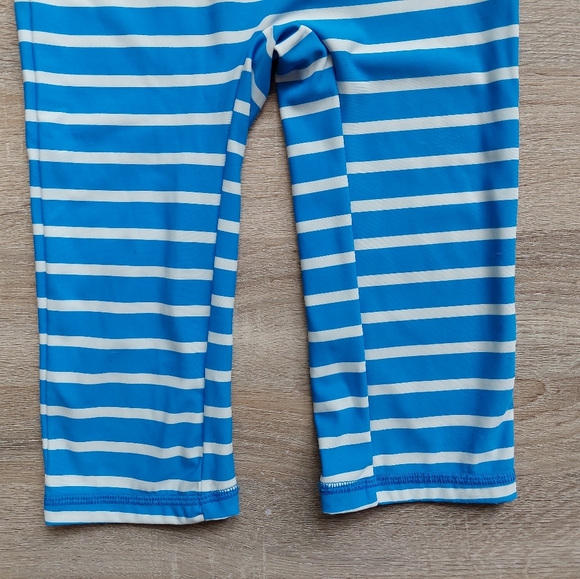 Mini Boden swimsuit 9-10 years - Picture 4 of 9